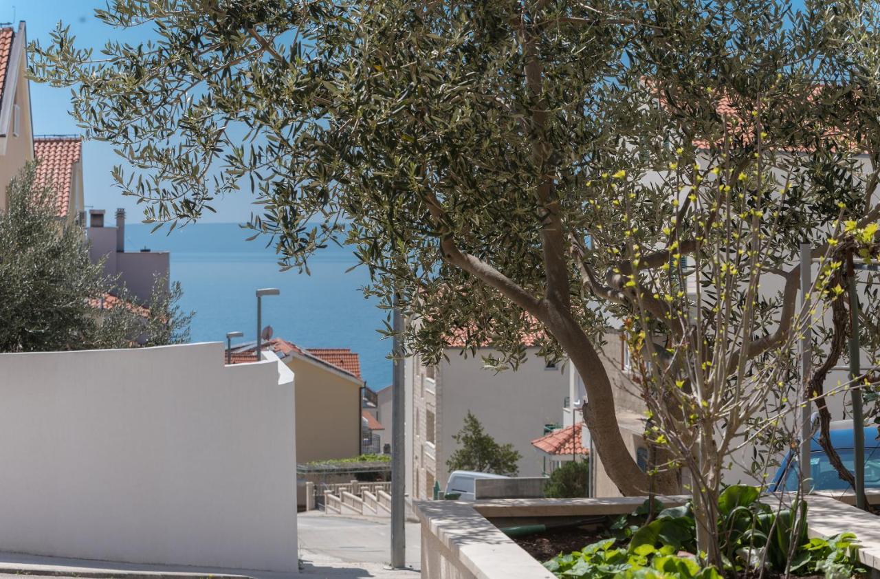 Long Apartment Makarska Eksteriør billede