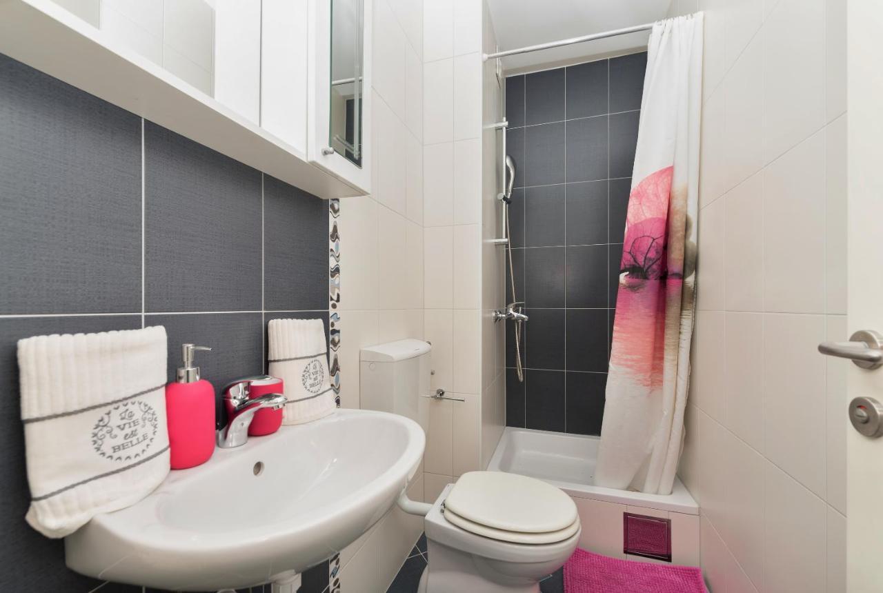 Long Apartment Makarska Eksteriør billede