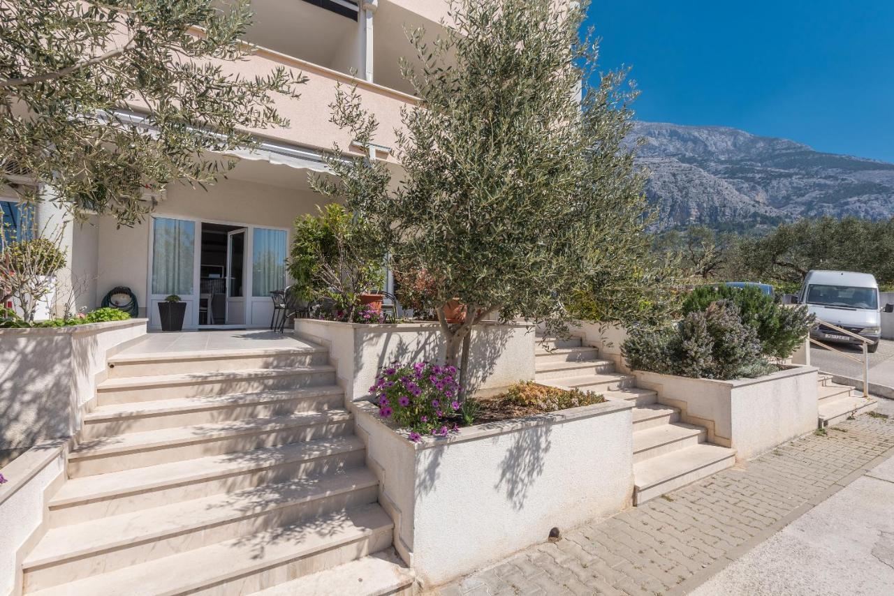 Long Apartment Makarska Eksteriør billede